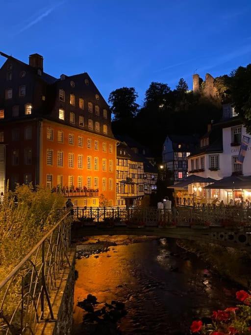 Apartamento Hueftgold Schlafen & Wohnen Monschau Exterior foto
