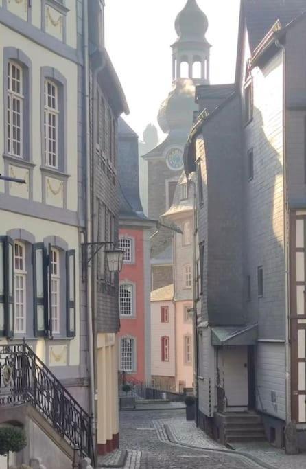 Apartamento Hueftgold Schlafen & Wohnen Monschau Exterior foto